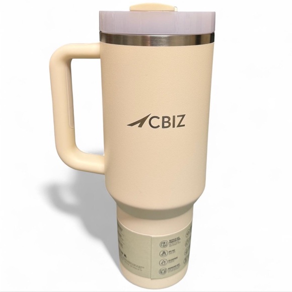 Stanley Cream Flowstate Tumbler Lid - Picture 4 of 4